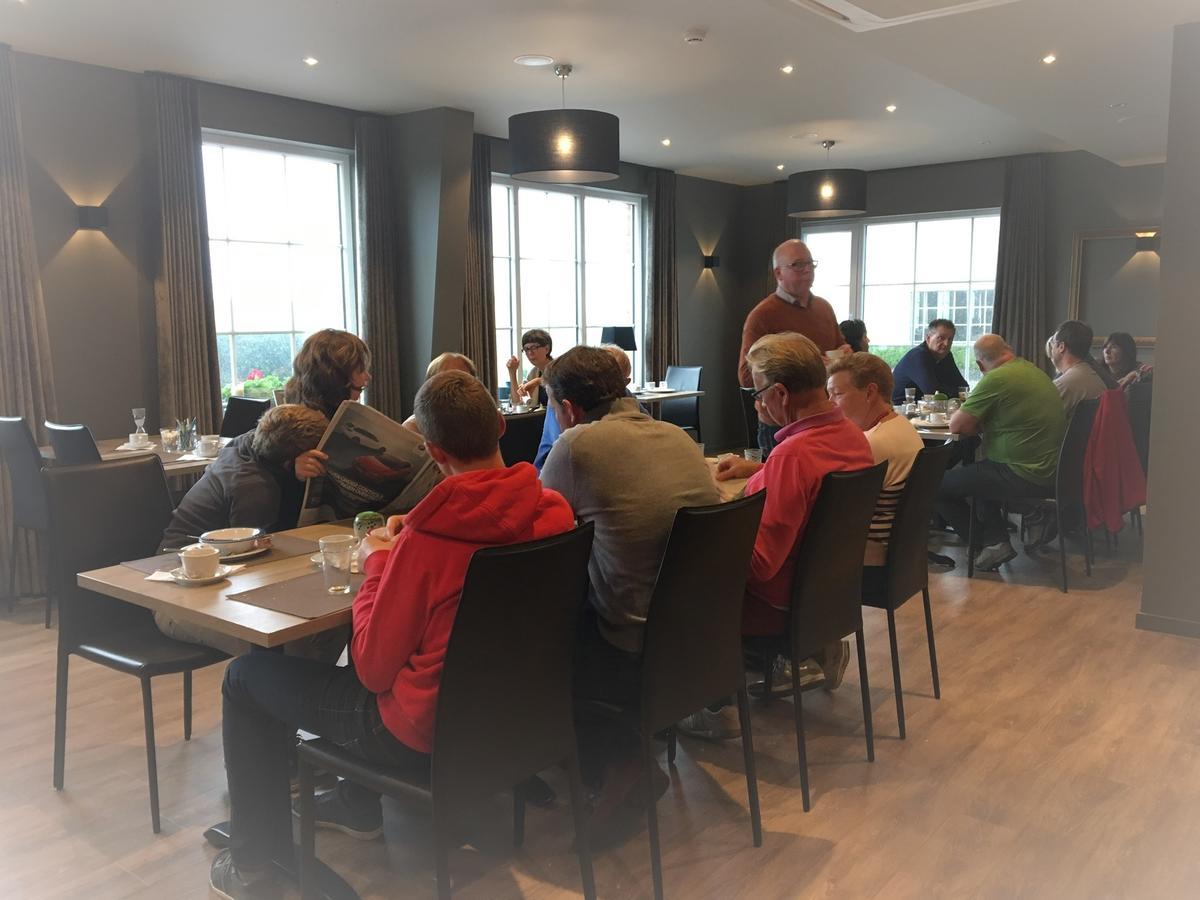 Charmehotel Kruishof Oostende Eksteriør billede